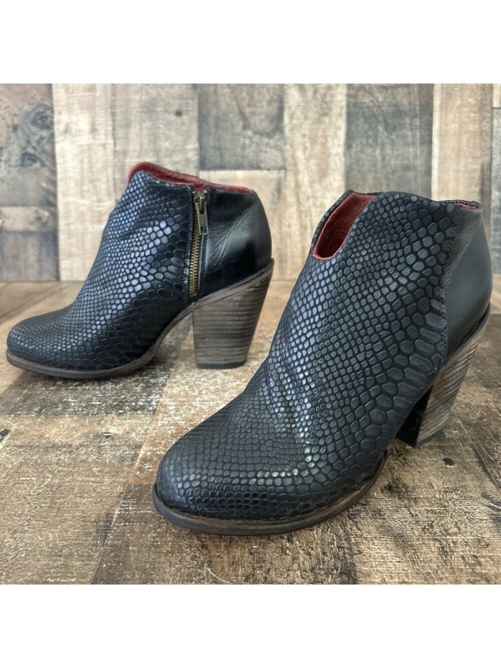 Freebird by Steven Detroit Black Side Zip Ankle Boots Booties Womens 9